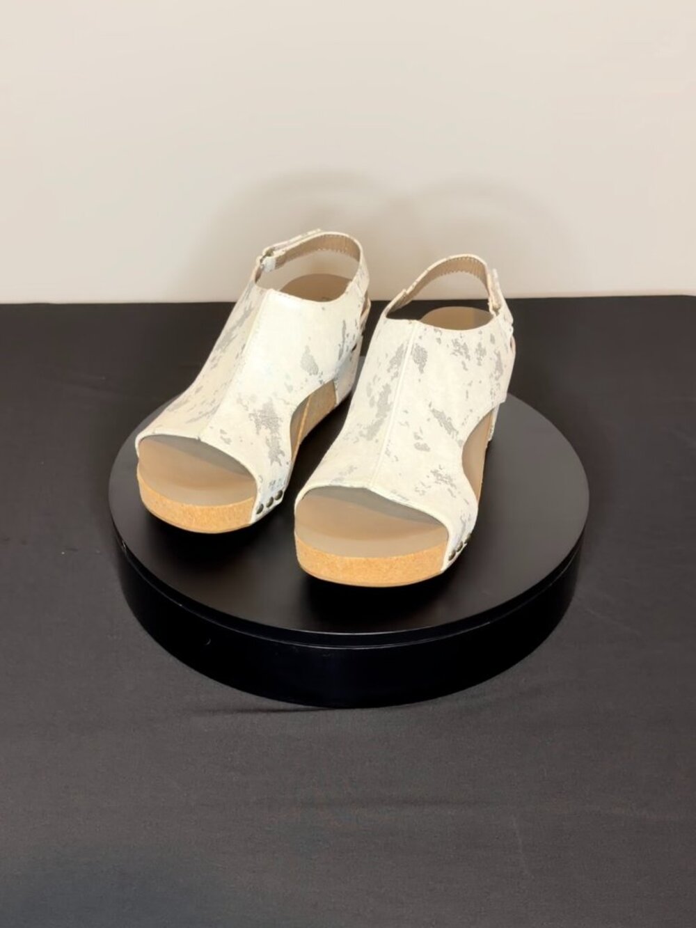 Boutique by Corky's sandals - Picture 9 of 12